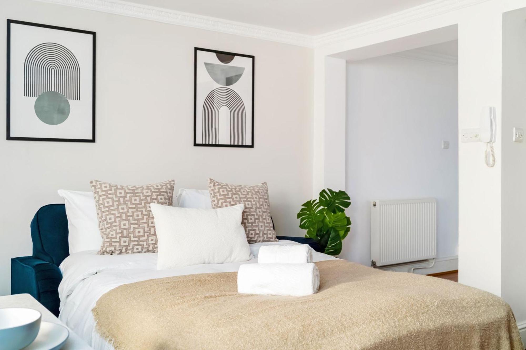 Bnbnova - 2br With Patio - Vauxhall & Waterloo London